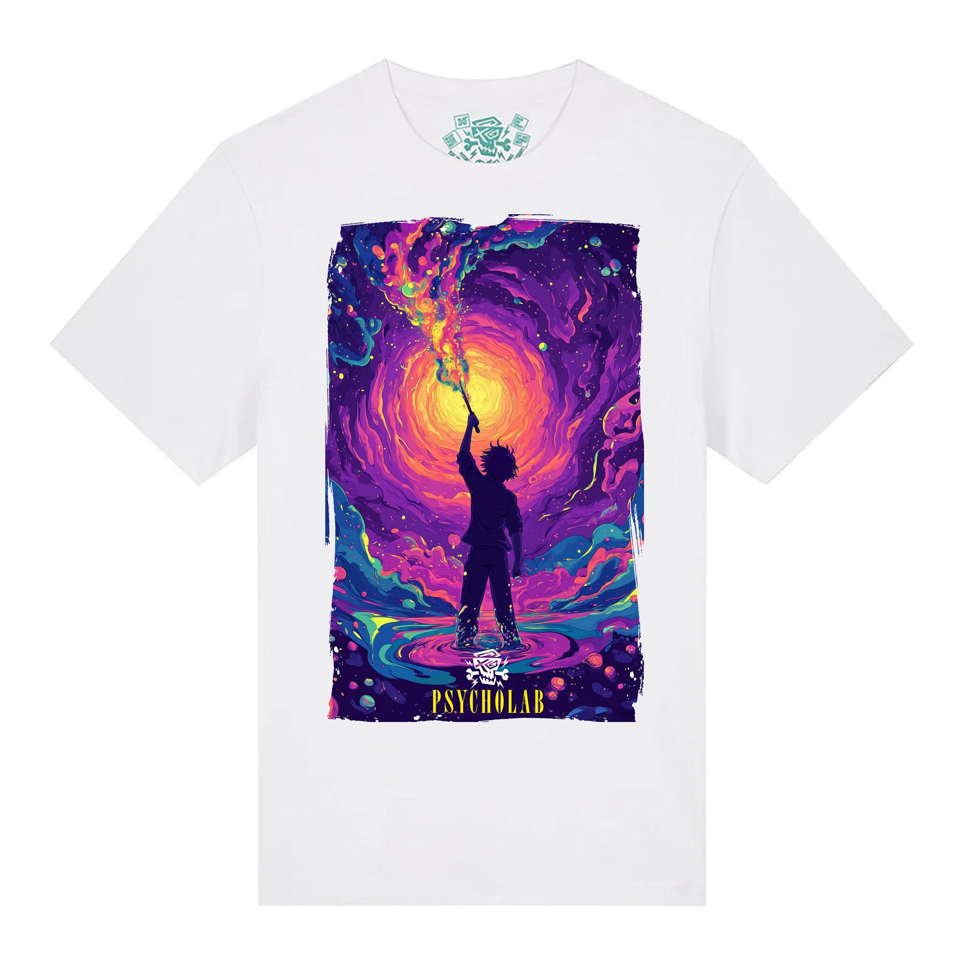 Das T-Shirt Painting Sky White im Fokus, präsentiert das beeindruckende Himmel-Design von PsychoLab in leuchtenden Farben auf einem weißen Hintergrund.
