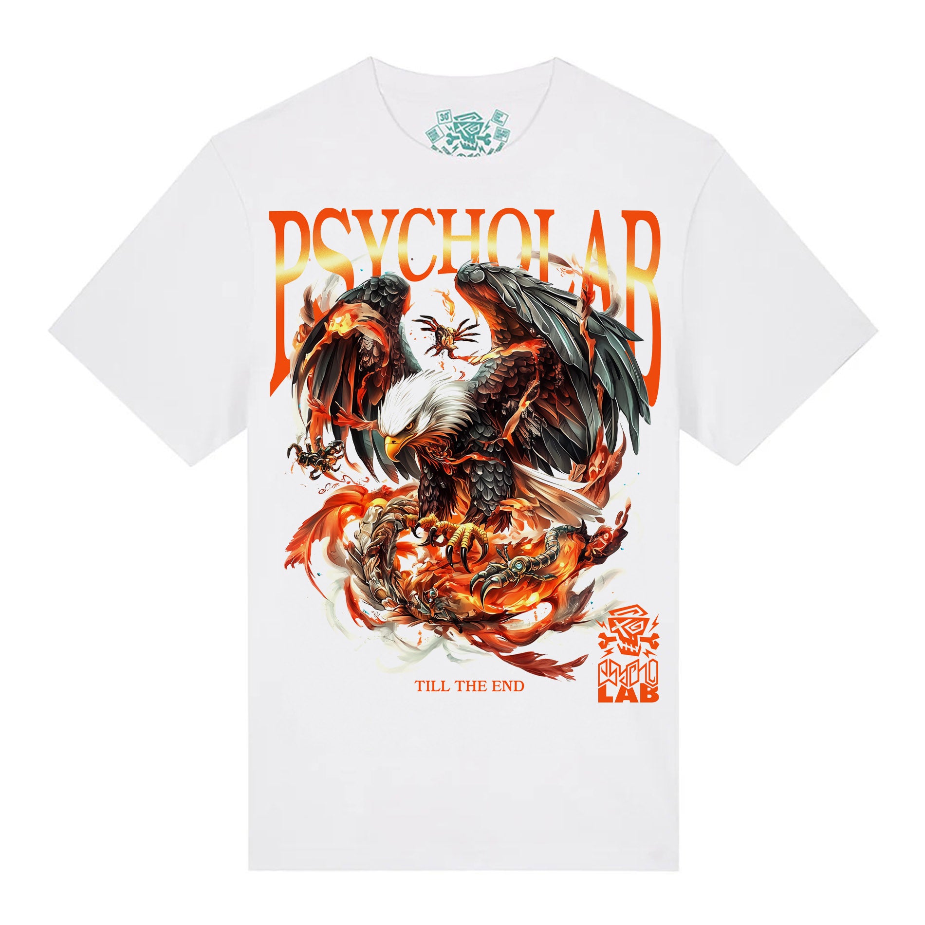Nahaufnahme des T-Shirts Eagle White von PsychoLab, das ein detailreiches Adler-Motiv und den Schriftzug 'TILL THE END' zeigt.
