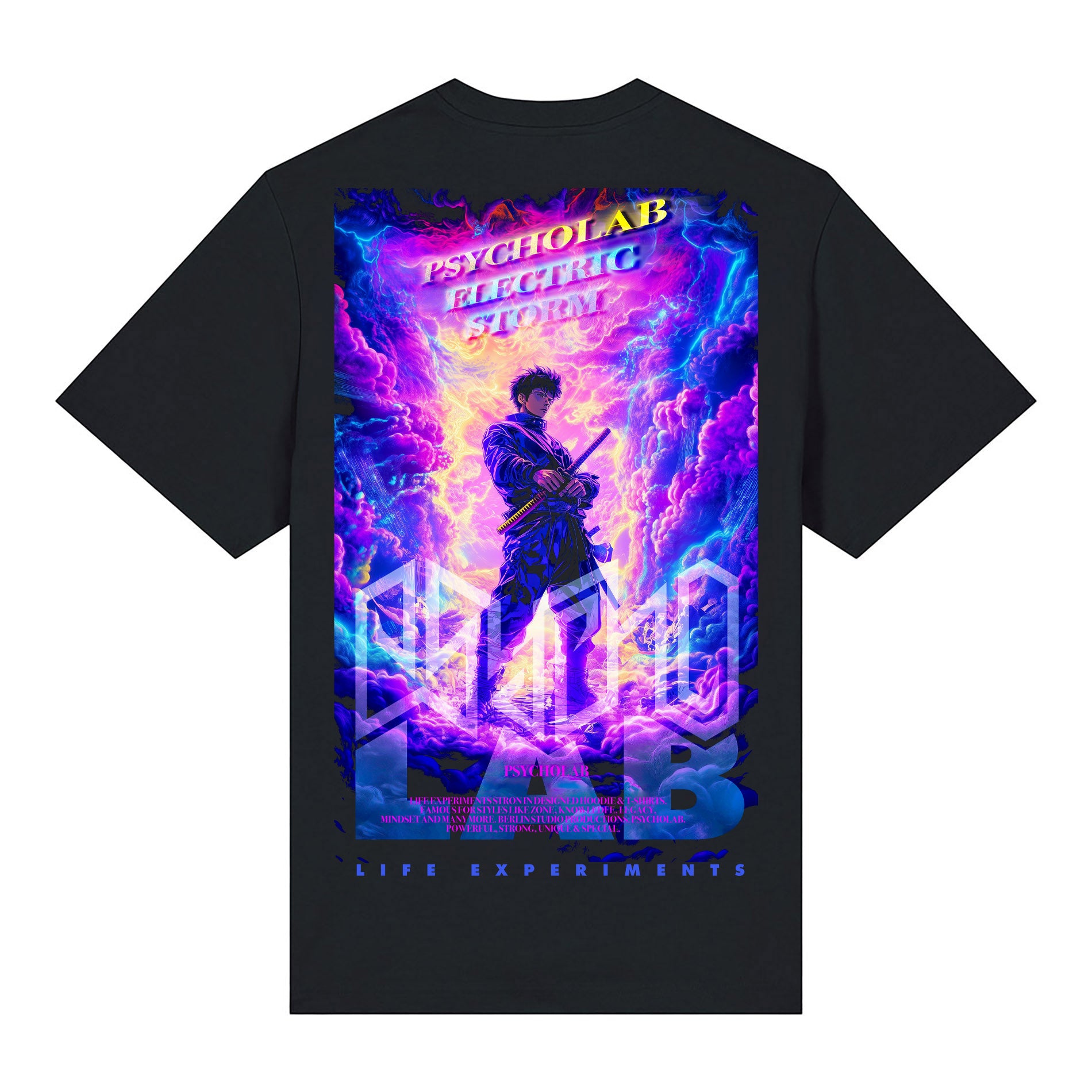 Rückansicht des T-Shirts Electric Storm Black von PsychoLab mit auffälligem Bild, das einen Charakter in einer elektrischen Szenerie zeigt. Ein Muss für jeden Fan von einzigartigen Styles.
