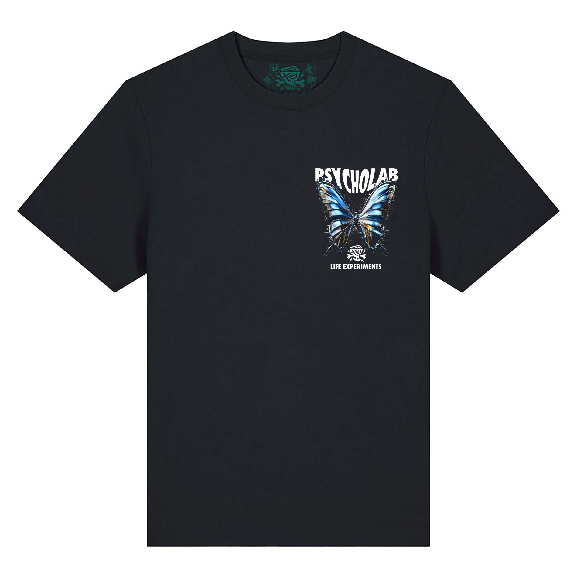 Das T-Shirt Mariposa Black von PsychoLab zeigt ein auffälliges Schmetterlingsmotiv auf der Vorderseite und bietet durch den lockeren Schnitt urbanen Komfort. Perfekt für Streetwear-Fans, die Wert auf nachhaltige Mode legen.